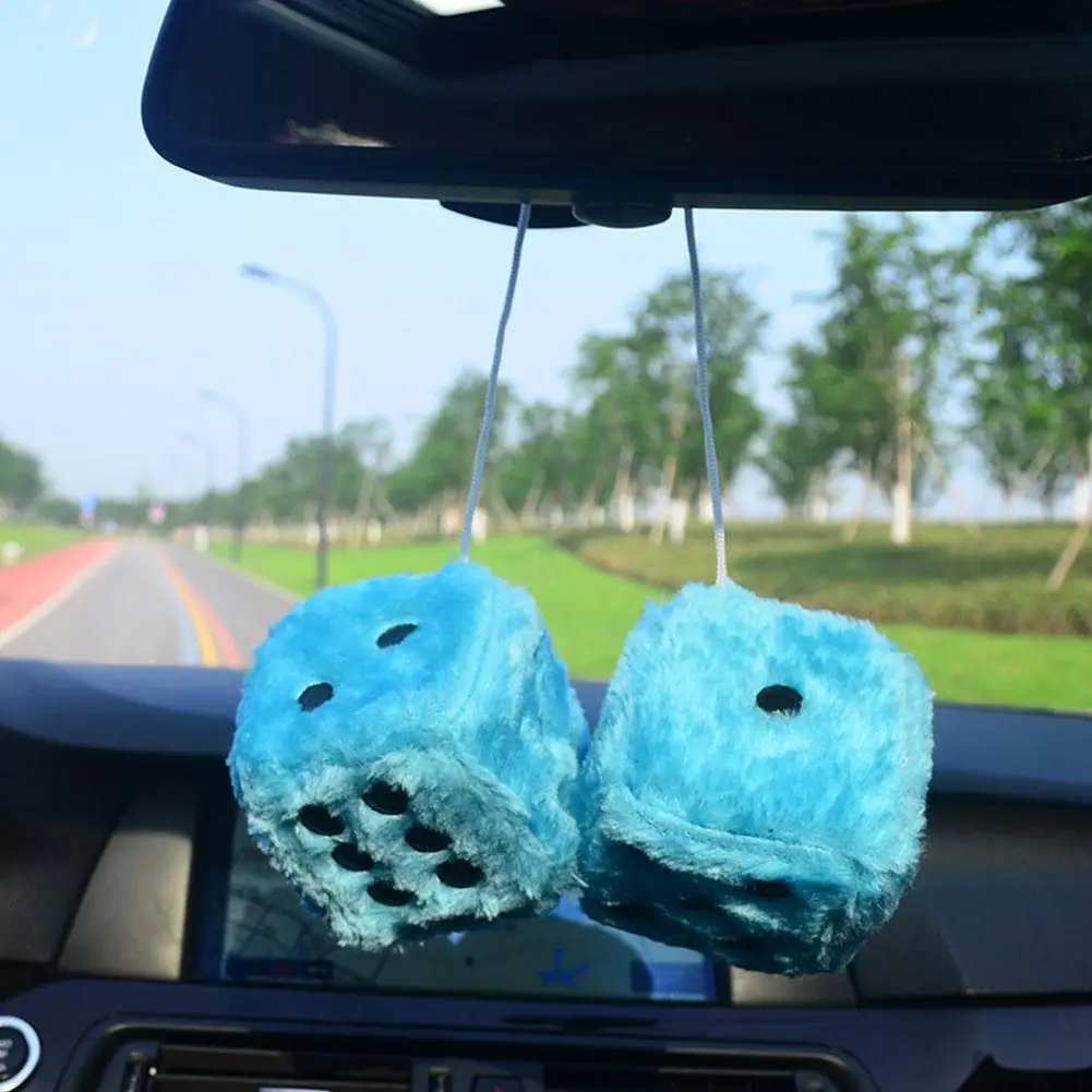7,5 cm zachte fuzzy dobbelsten - Car Accessories Mirror Hanging recensie en prijs